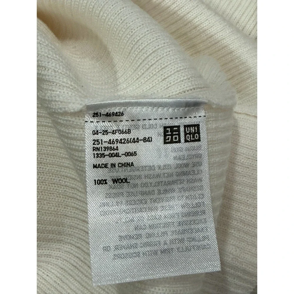 Uniqlo Women XXS Extra Fine Merino Ribbed Turtleneck Sweater Off White 469426